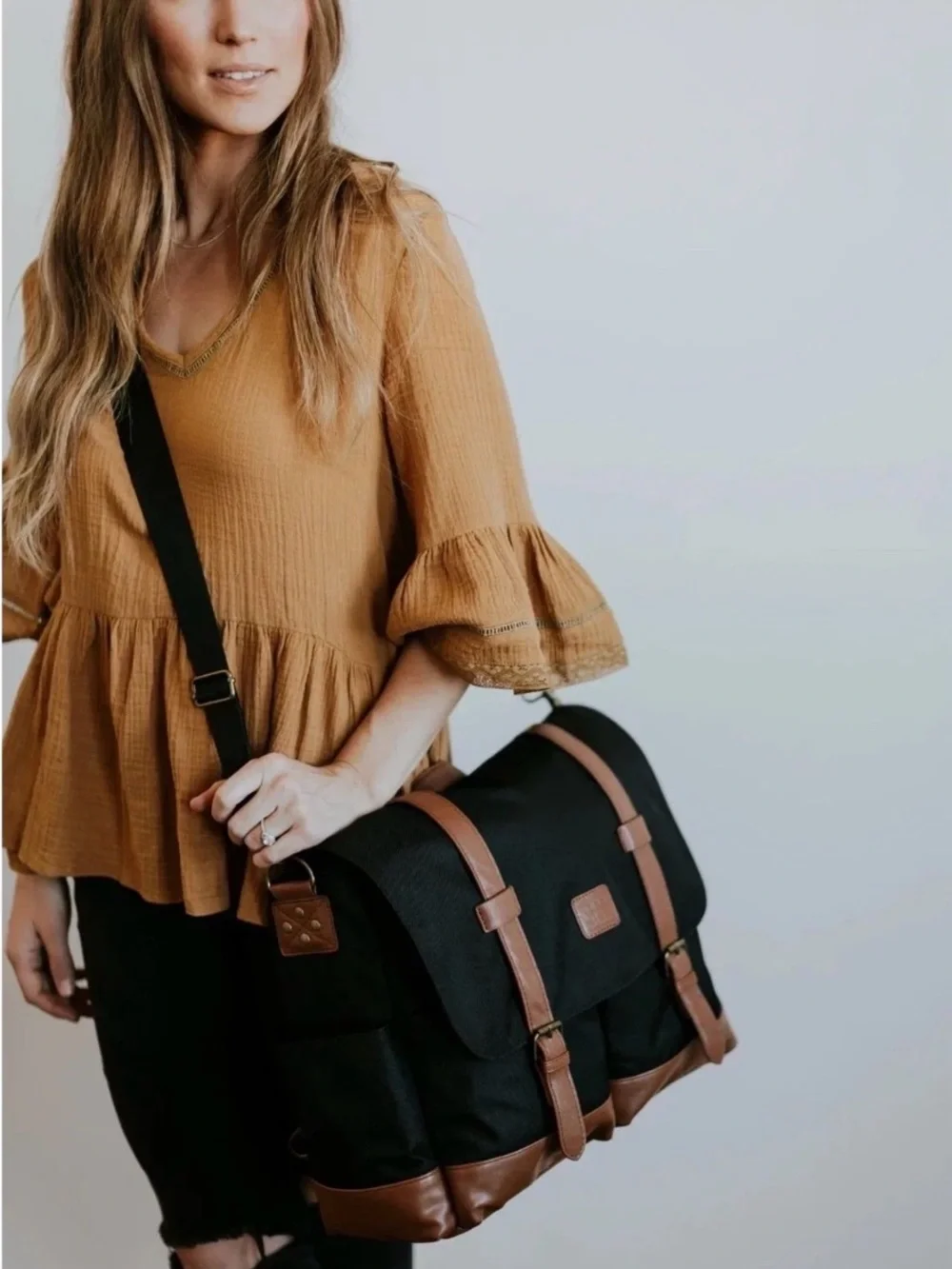 NWT BODOMINT Original Black Bag Convertible Backpack Messenger Bag